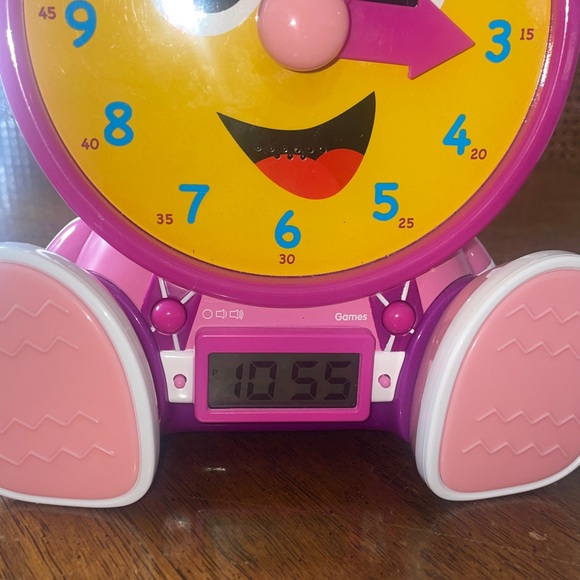 Learning clock - Picture 2 of 3